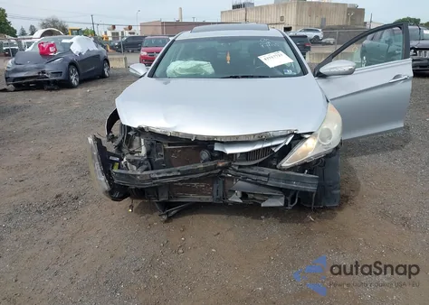 2011 Hyundai Sonata Limited 2.0T z USA, uszkodzony, nr VIN 5NPEC4AB6BH214775